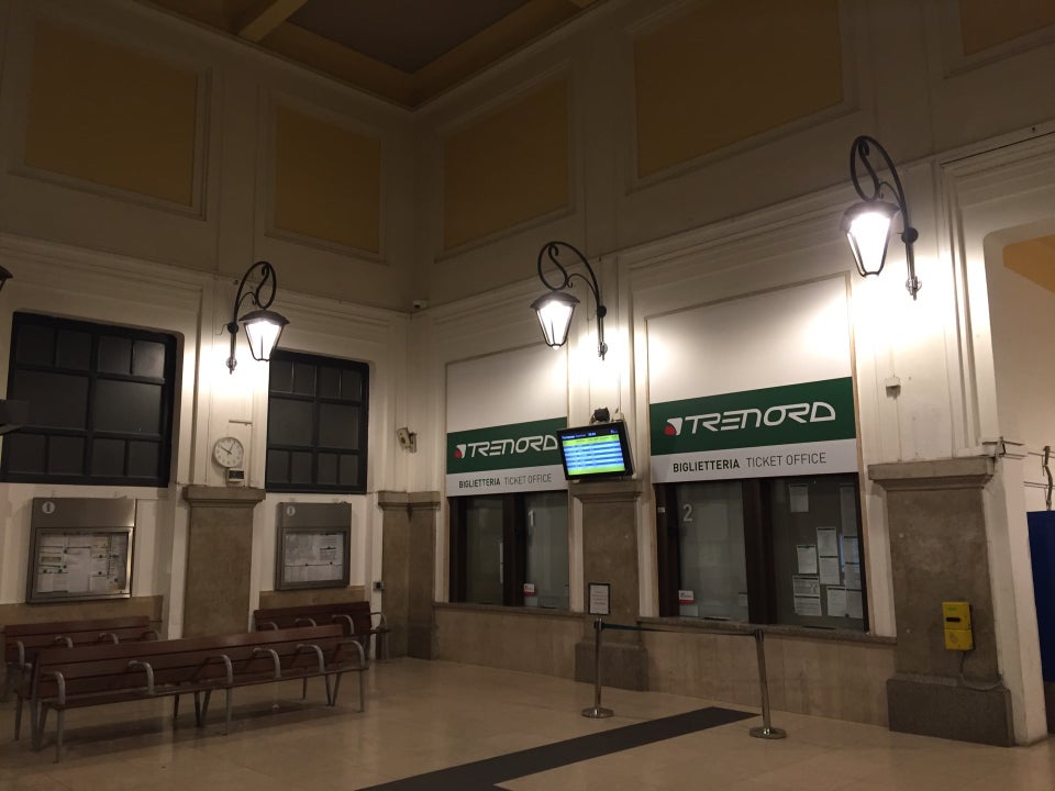 station interior photo