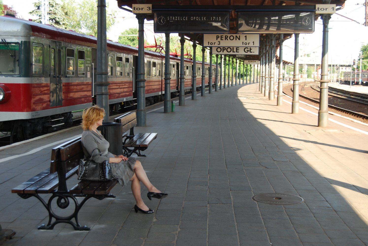 station interior photo
