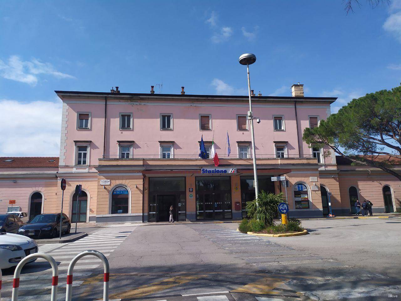 station building photo