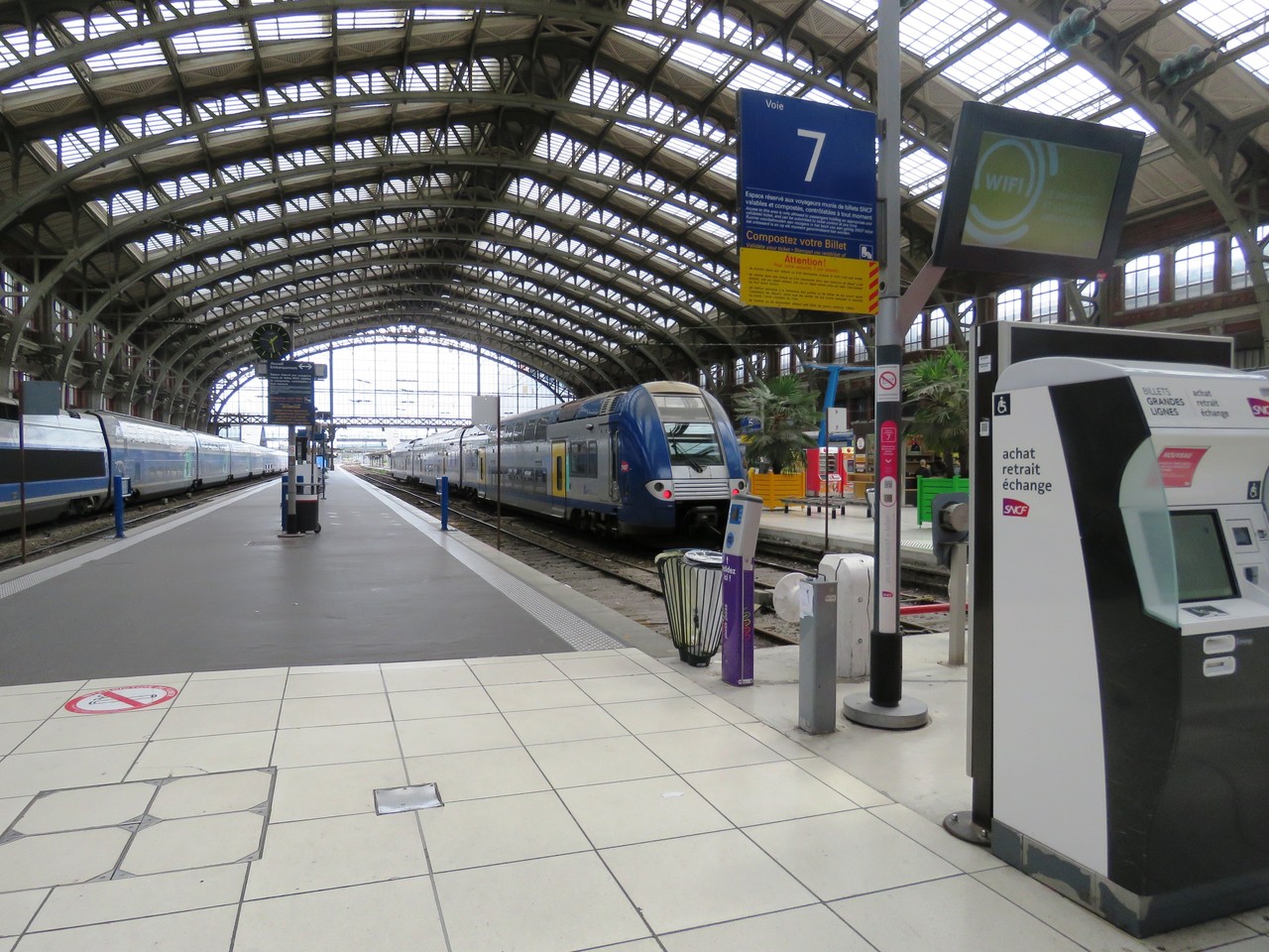 Douai_gare_platform_7