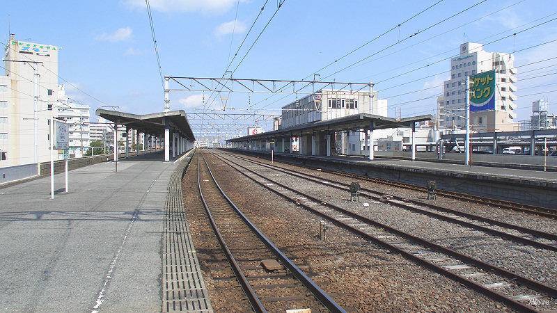 station interior photo