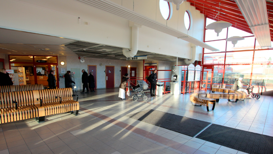 Arboga_station Concourse