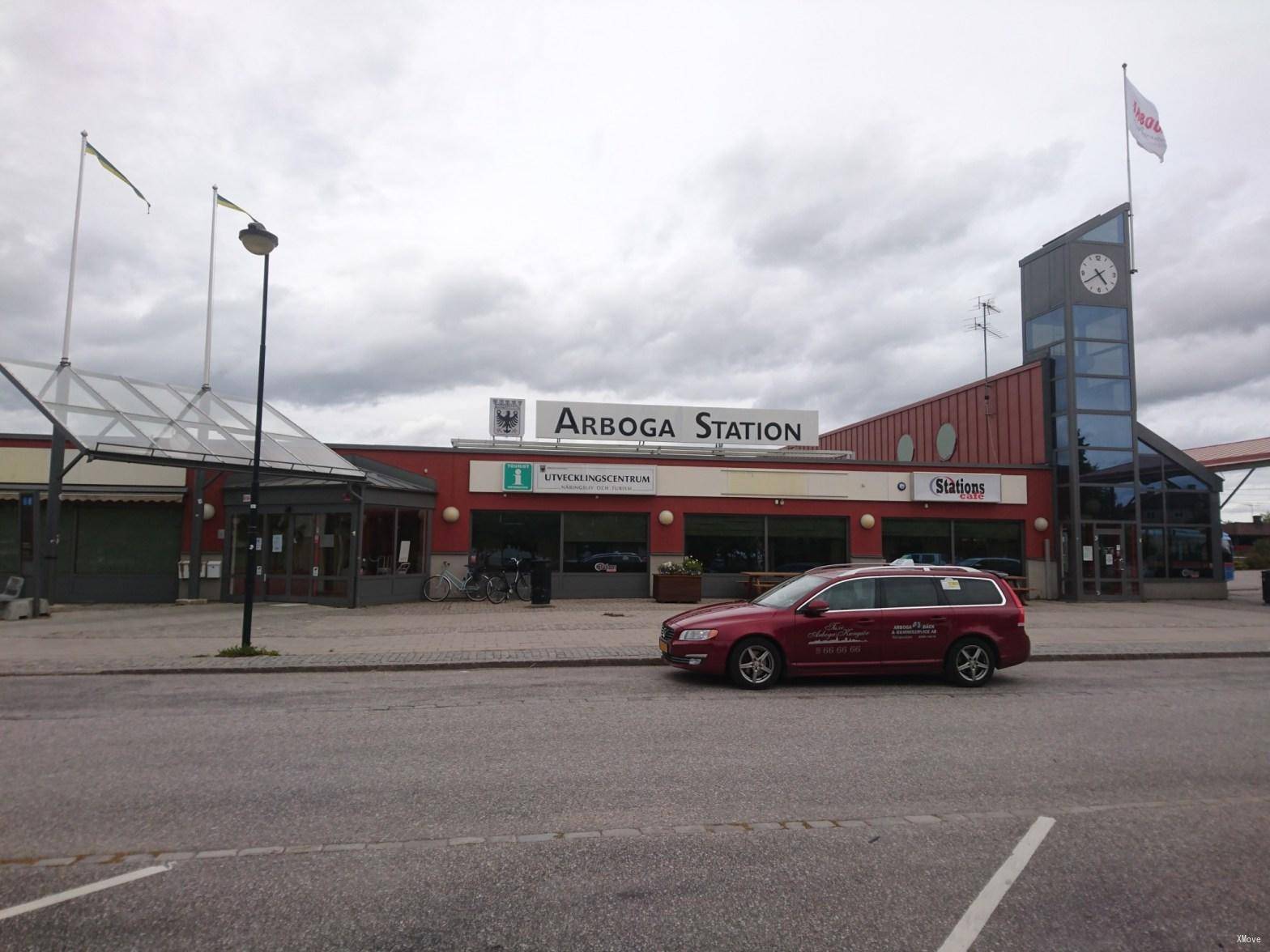 station building photo