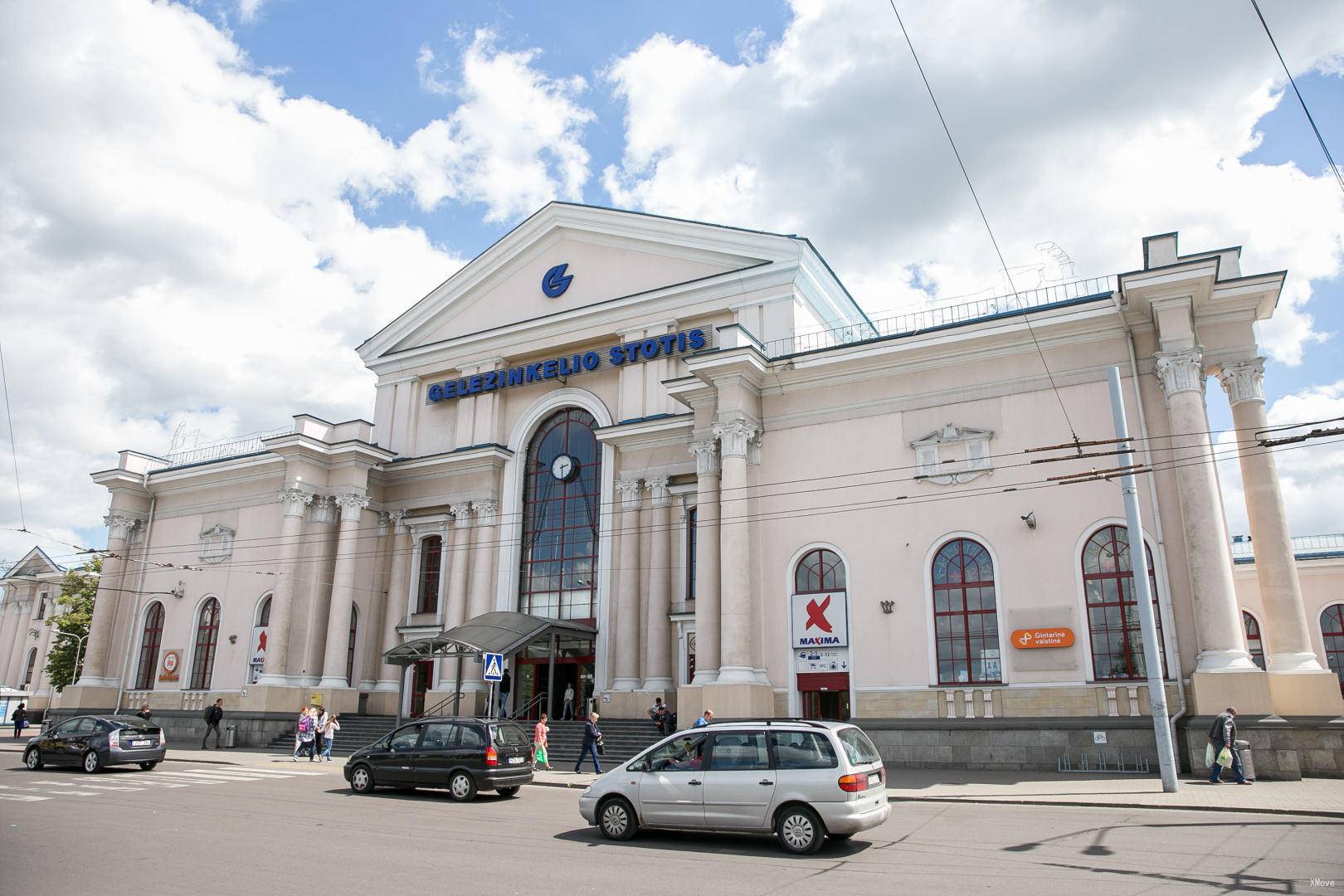station building photo