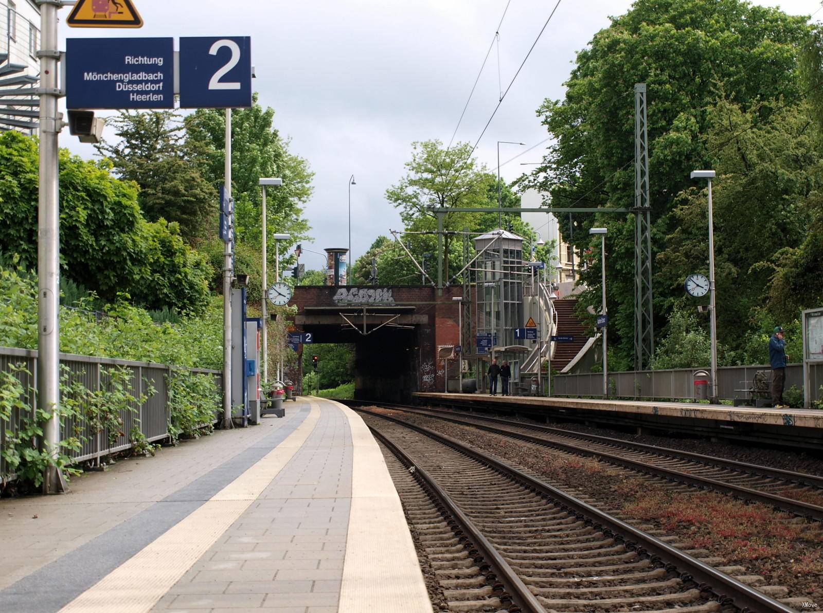 station building photo