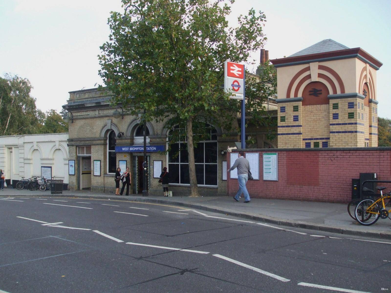 station building photo