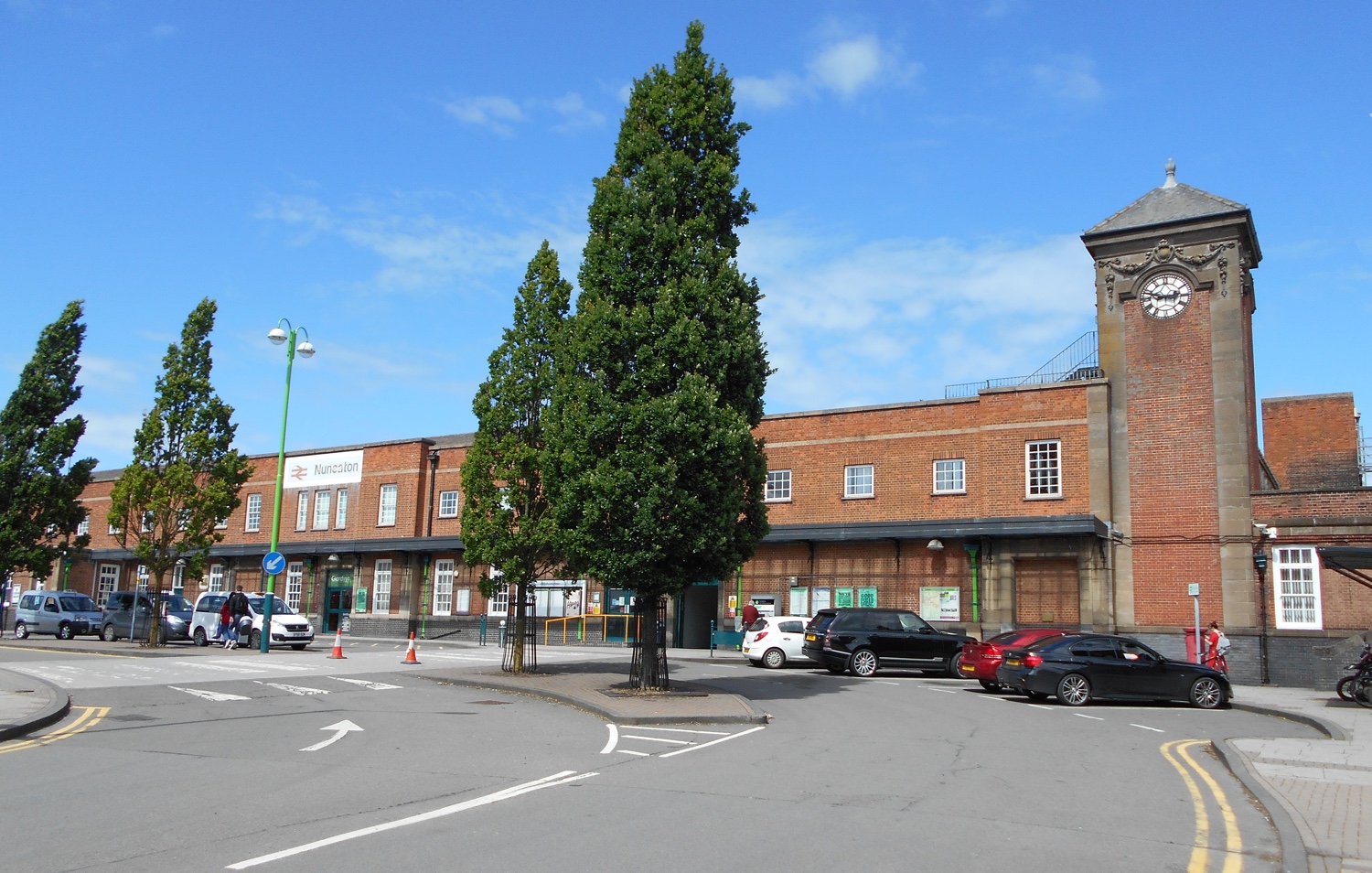 Nuneaton_station