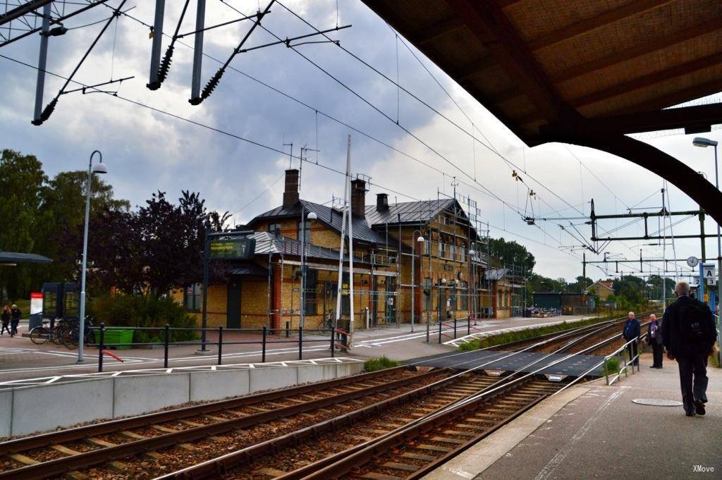 station interior photo