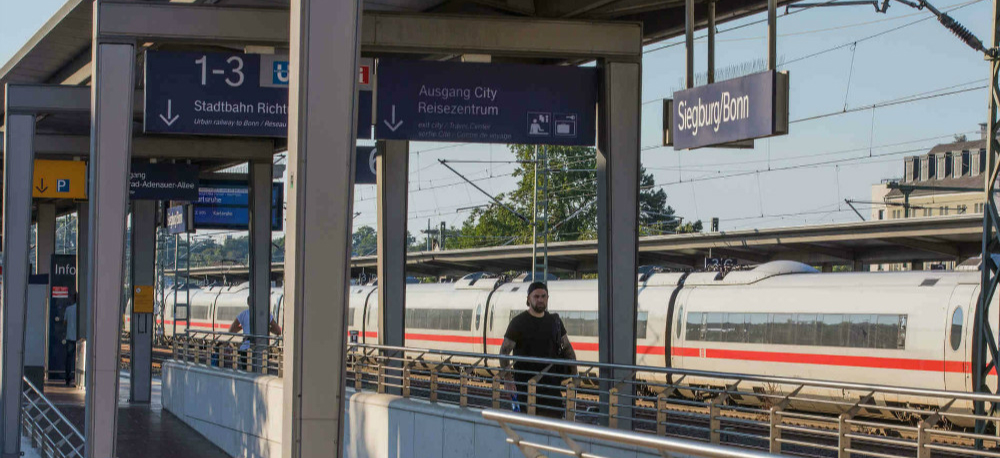 Detie_ _siegburg_bonn_station_inside