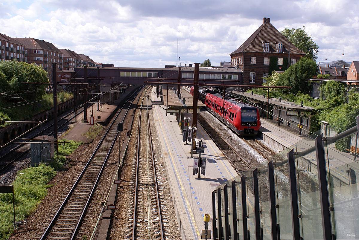 station interior photo