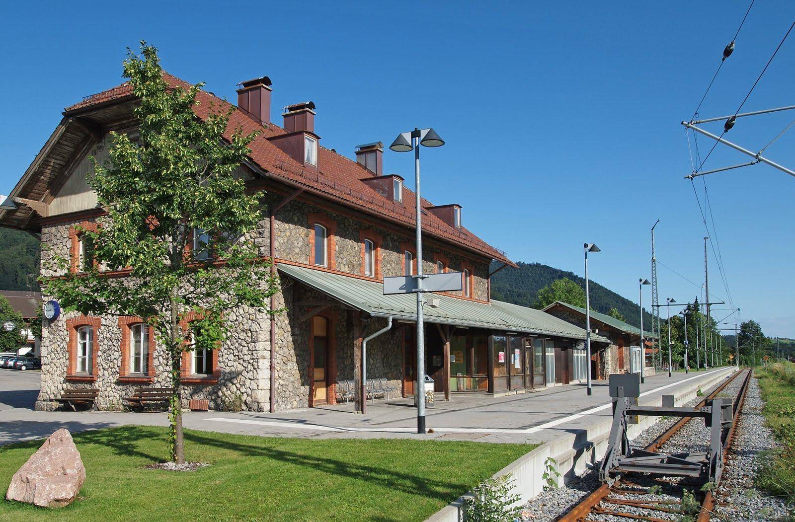 station interior photo
