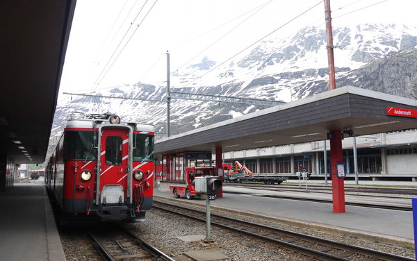 Andermatt_platform