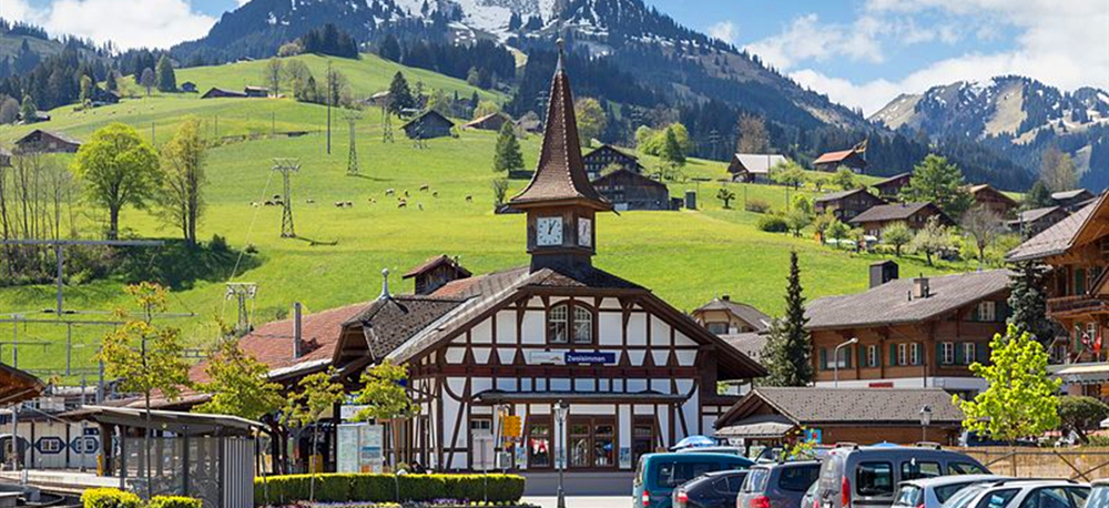 %e7%91%9e%e9%93%81_zweisimmen_centralstation_outside