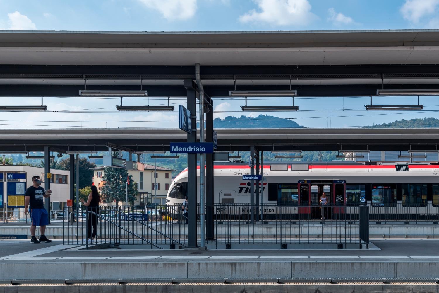 Mendrisio_station_platform