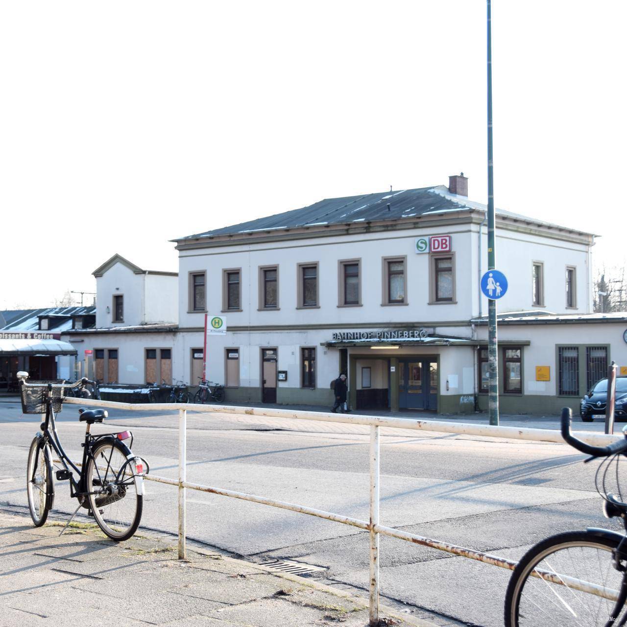 station building photo