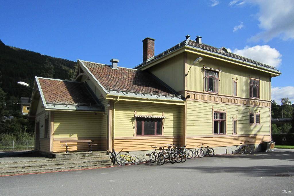 station building photo