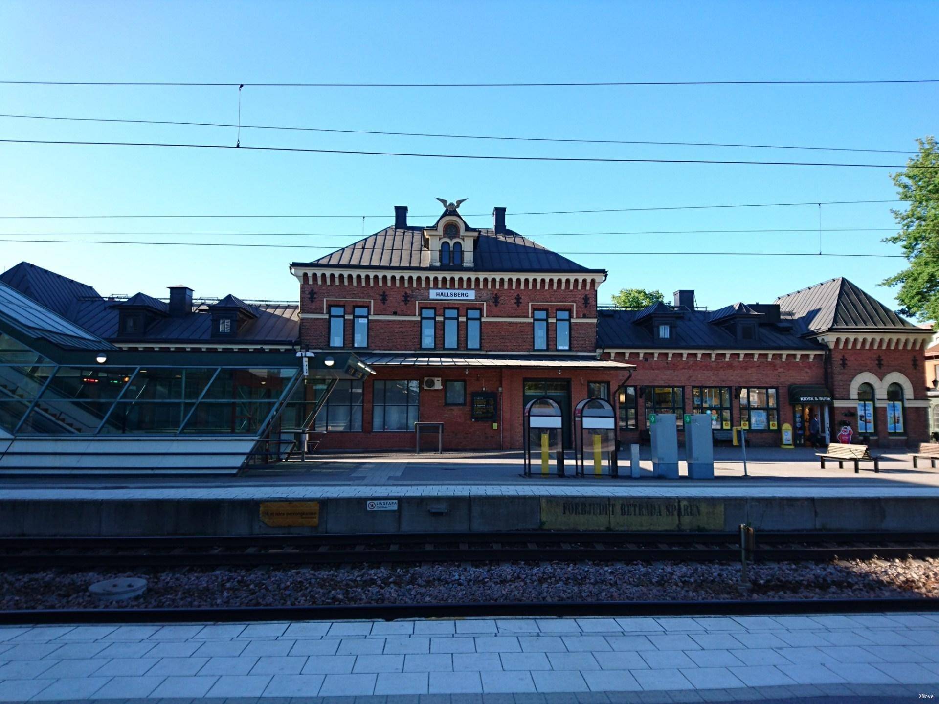 station building photo