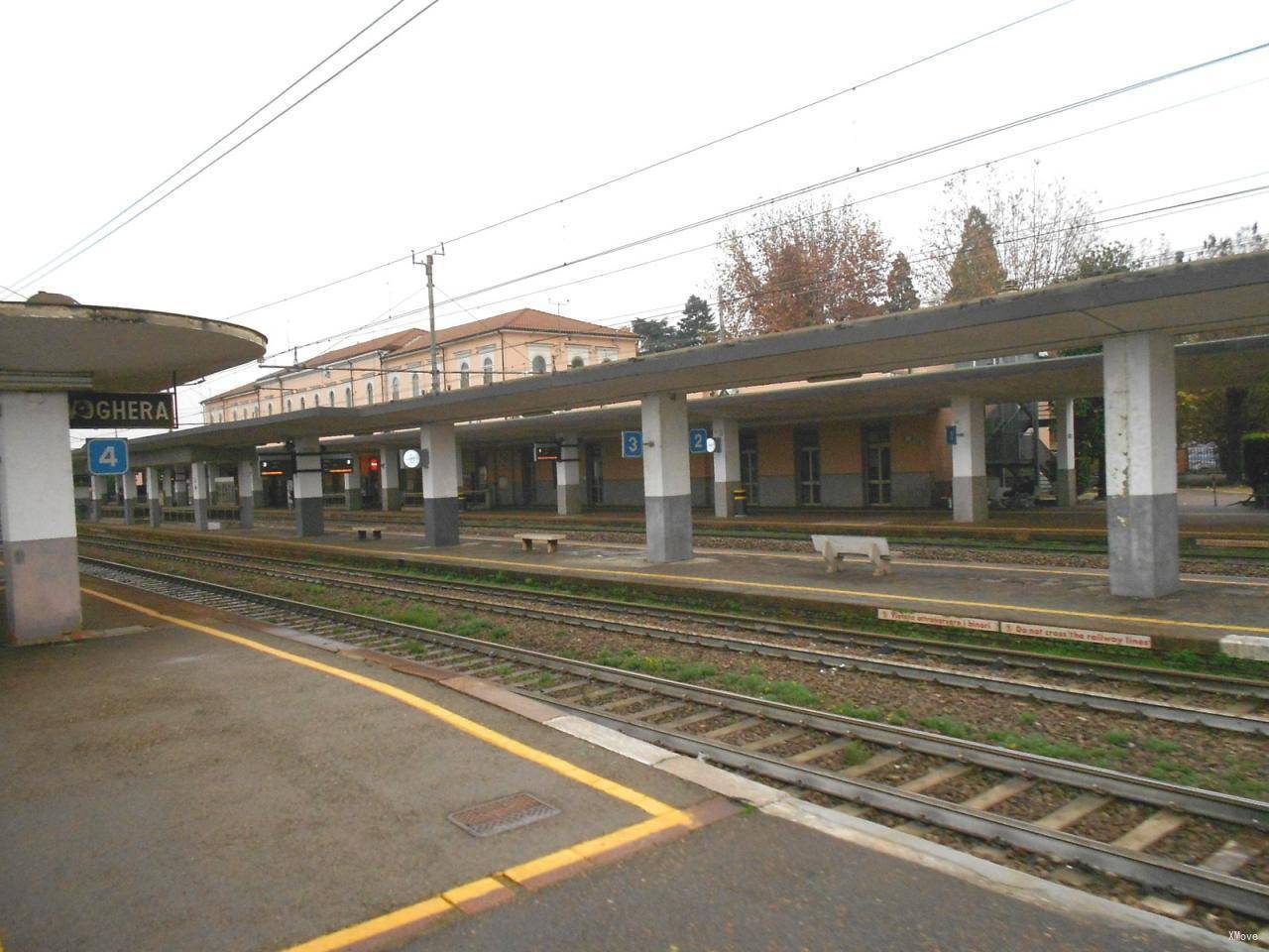 station interior photo