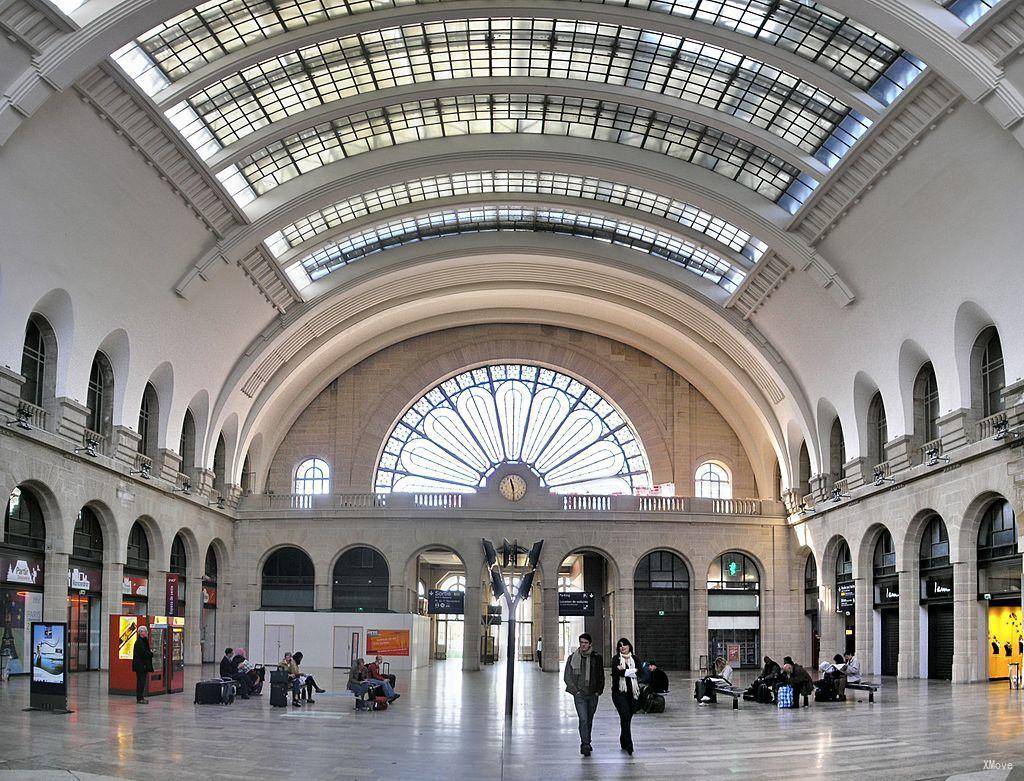 station interior photo