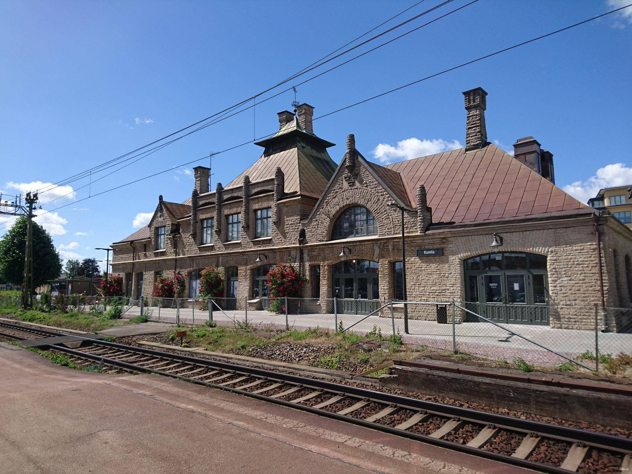 station building photo