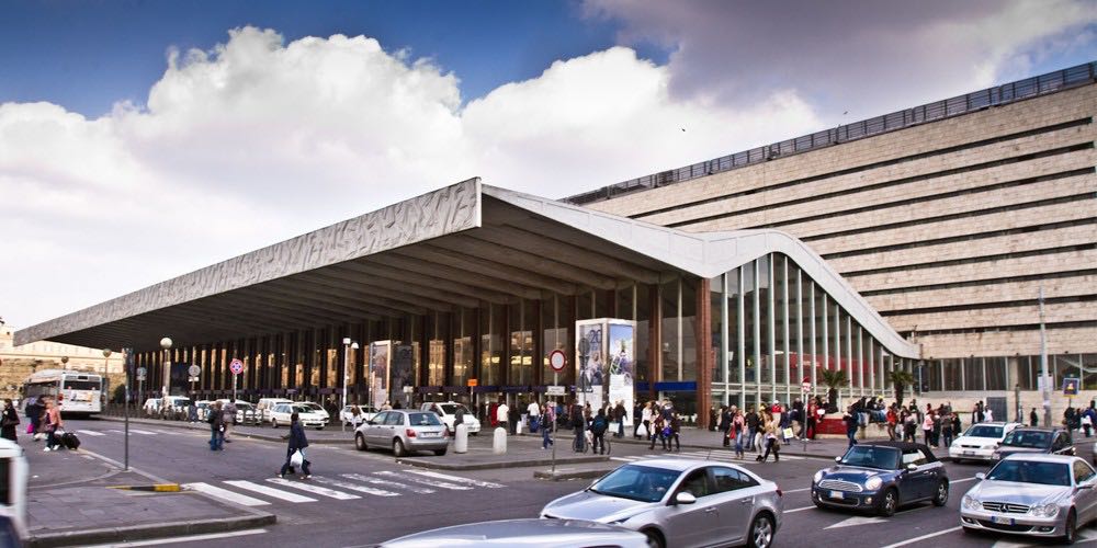 Roma_termini_outside