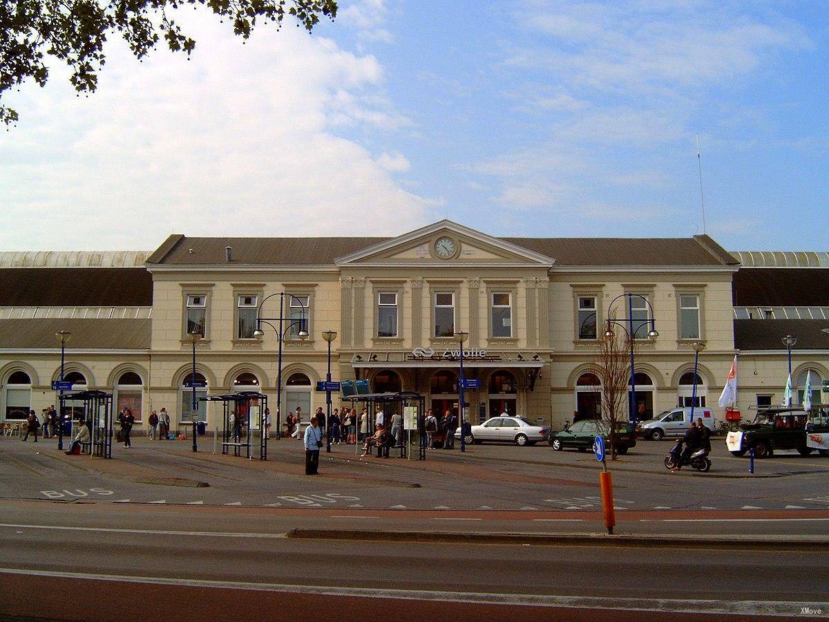 station building photo