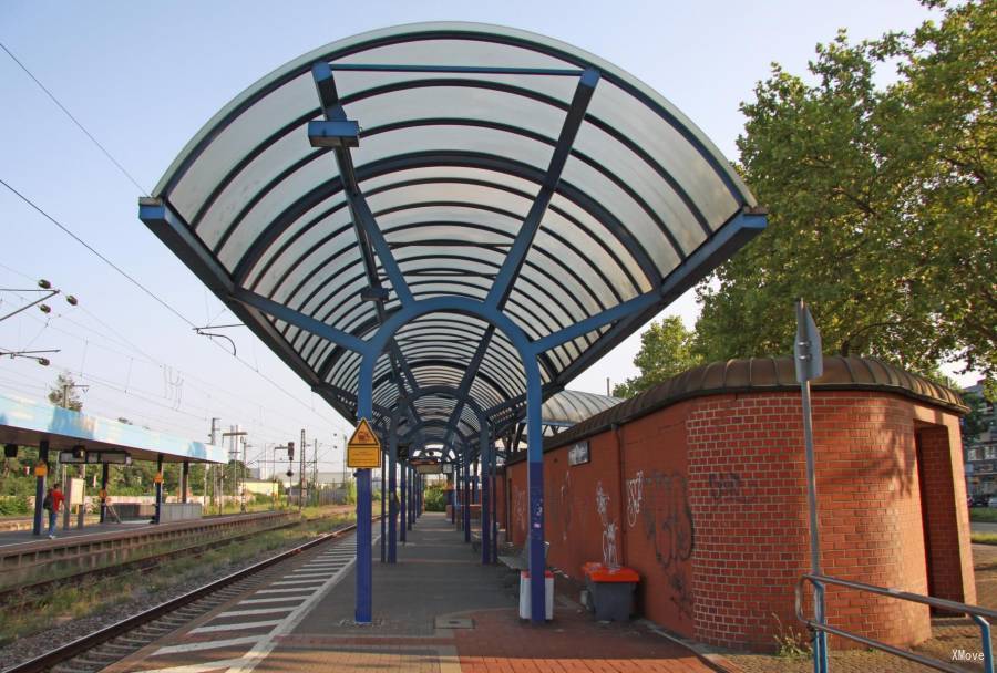 station interior photo