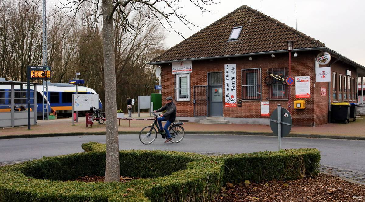 station building photo