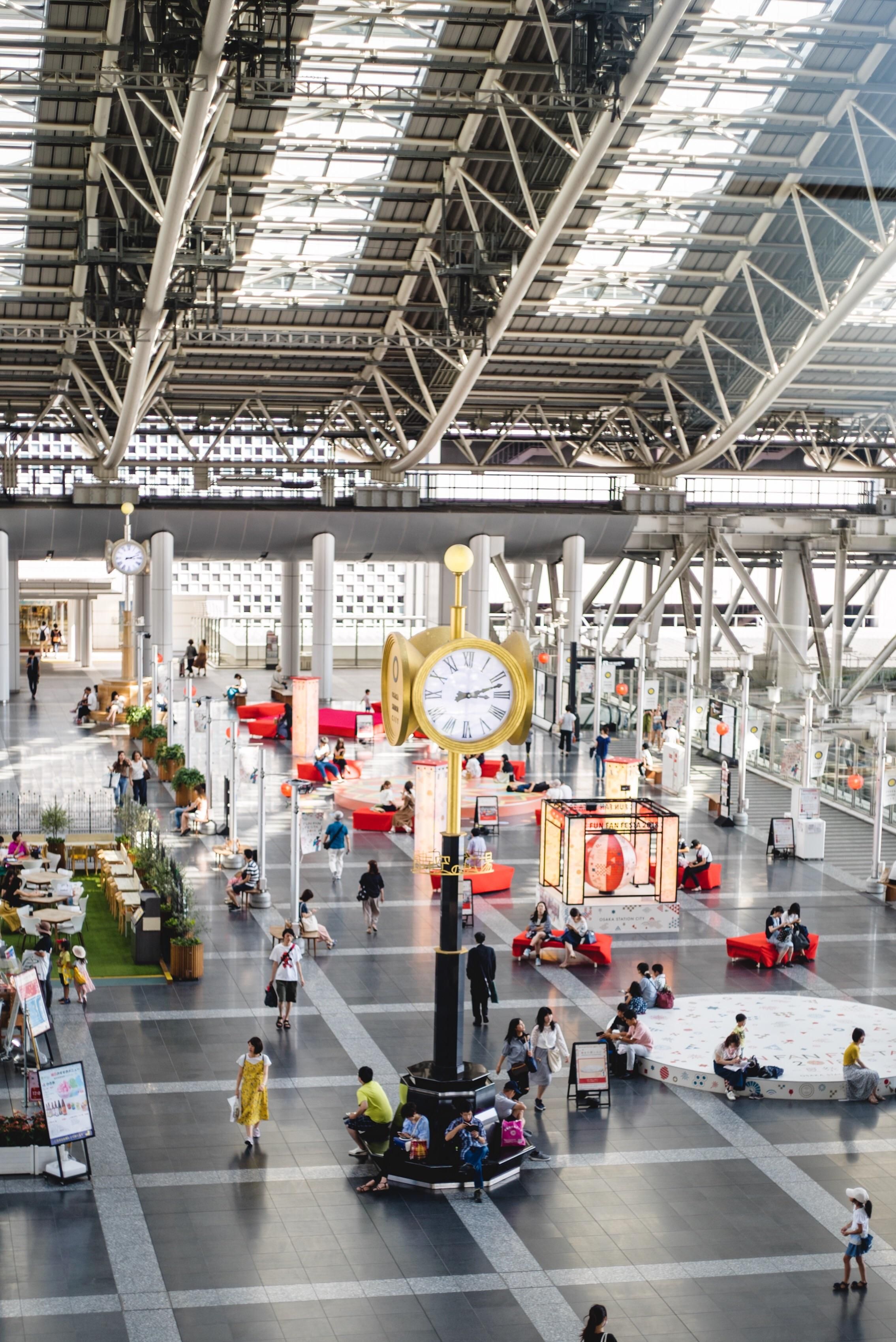 Shin O%cc%84saka_station_hall