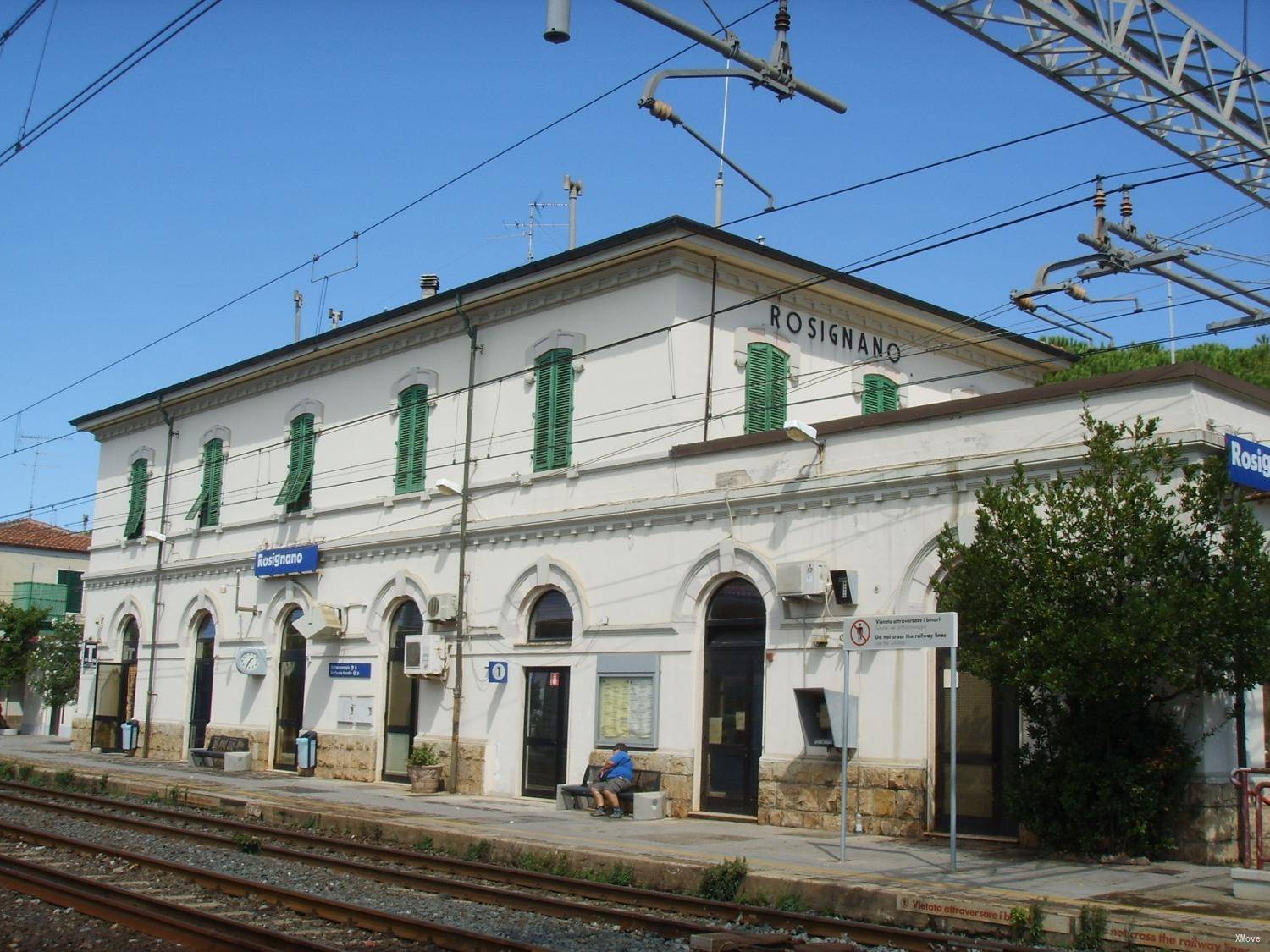 station interior photo
