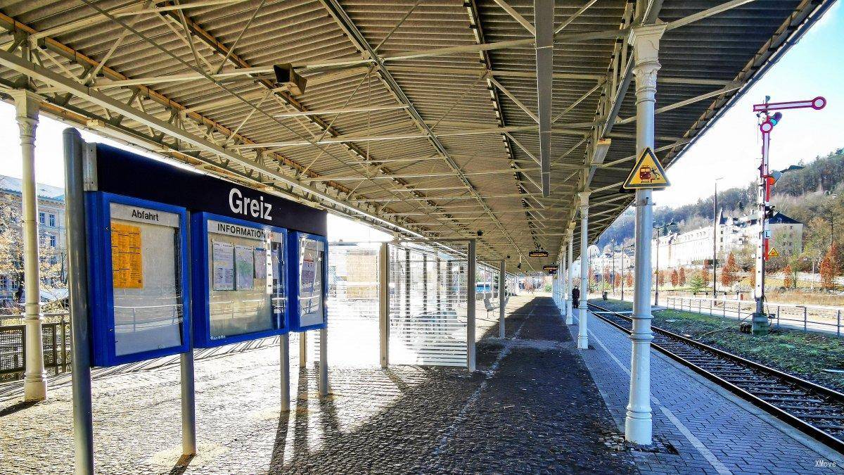 station interior photo