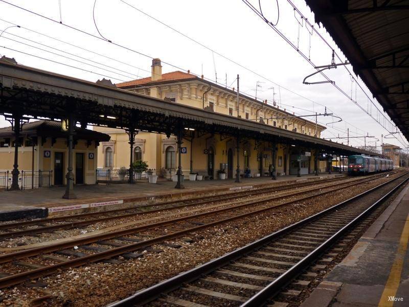 station interior photo