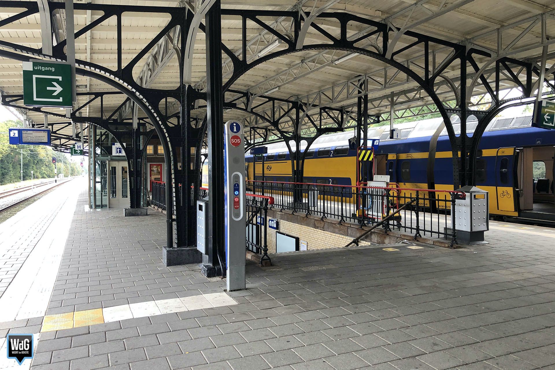 Weert_station_platform_2