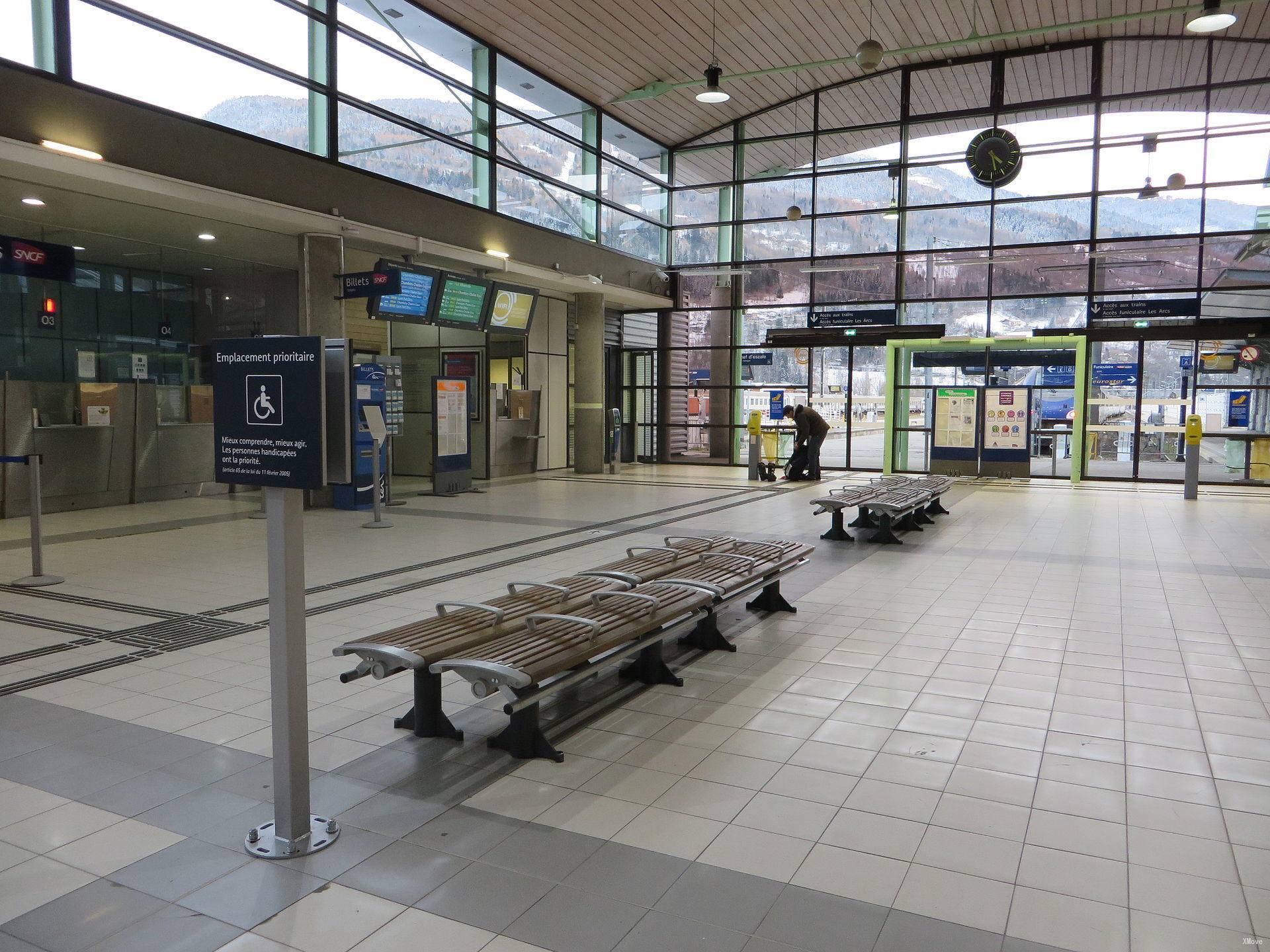 station interior photo
