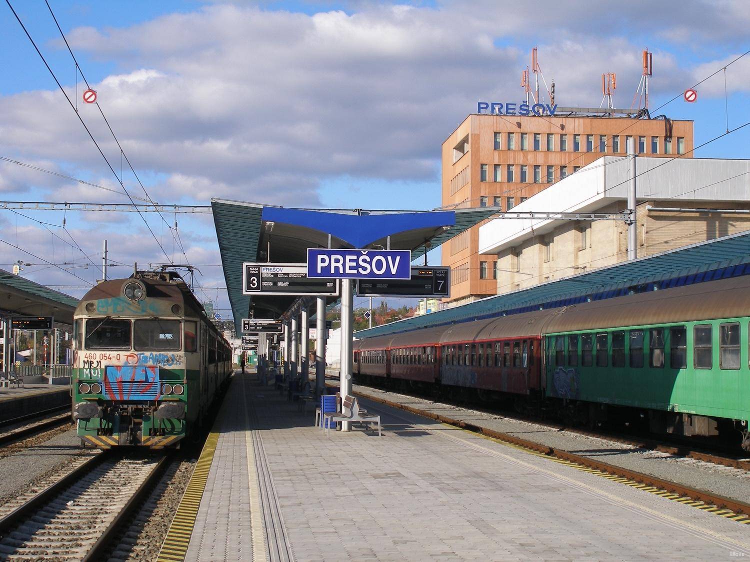 station interior photo