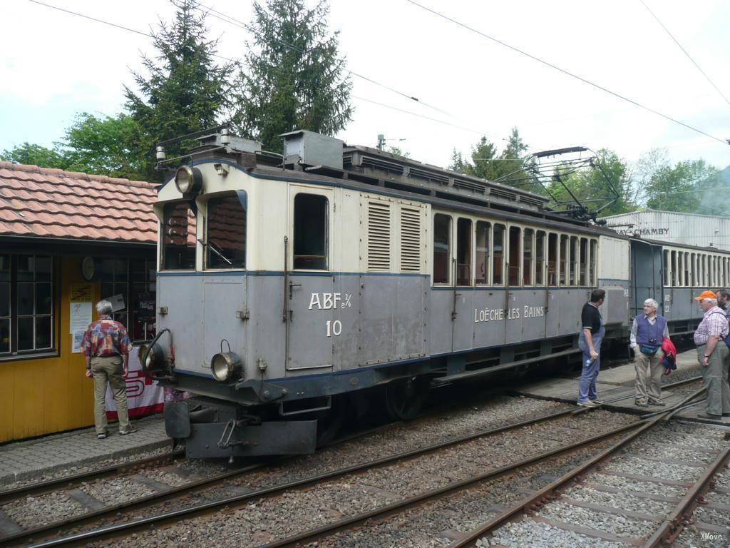 station interior photo