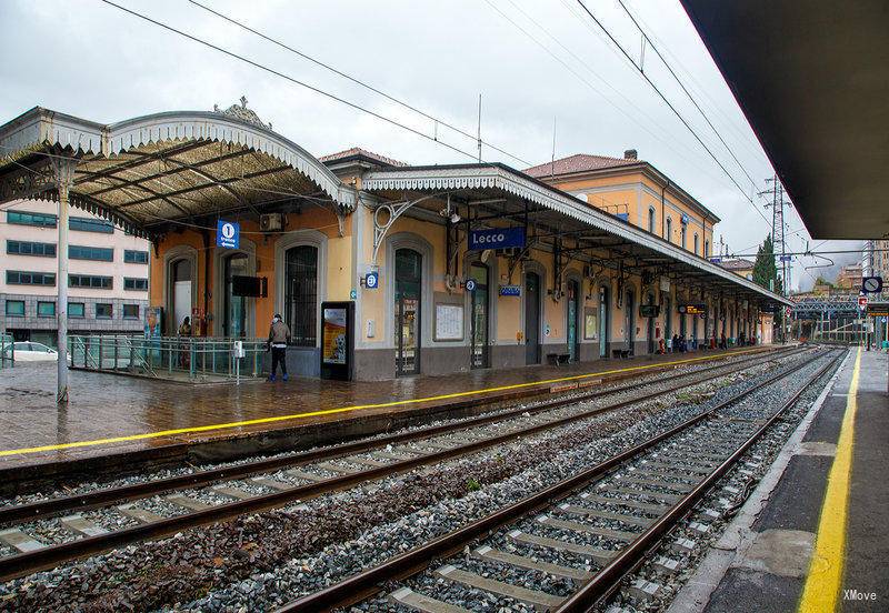 station interior photo