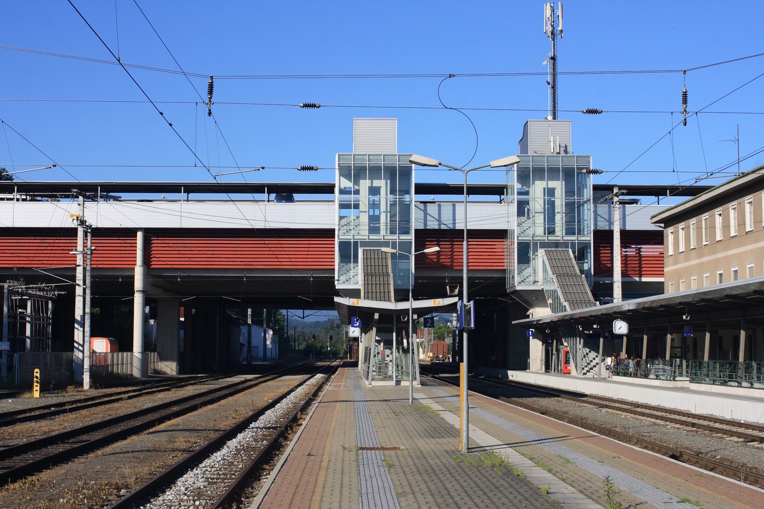 Steyr_bahnhof_platform