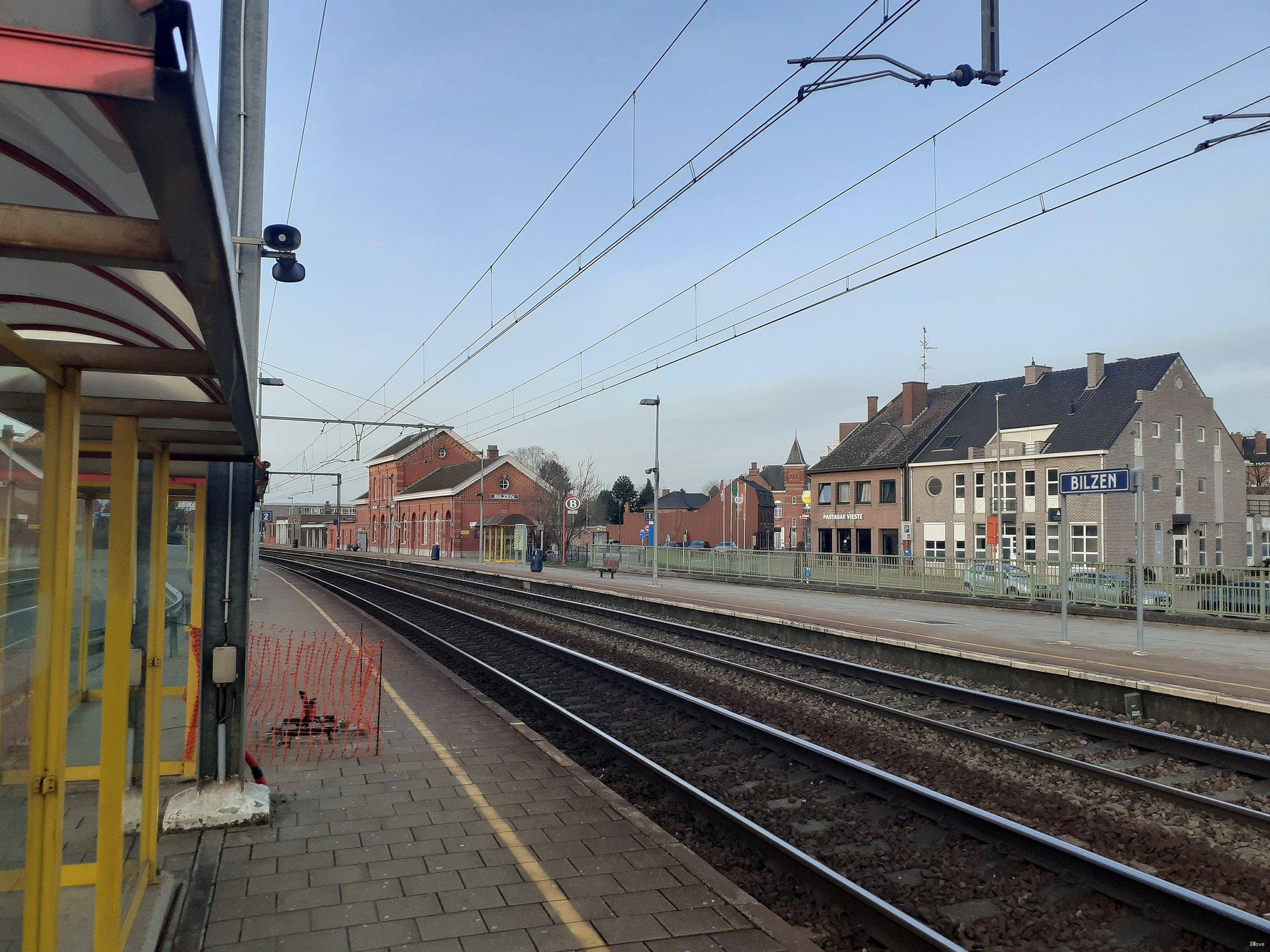 station interior photo