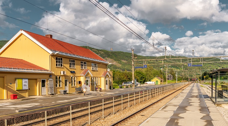 Gol_stasjon_platform