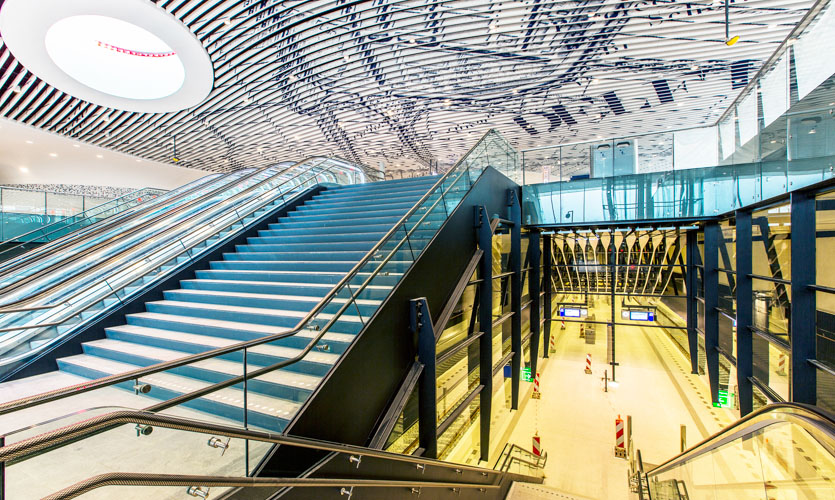 Delft_station_hall