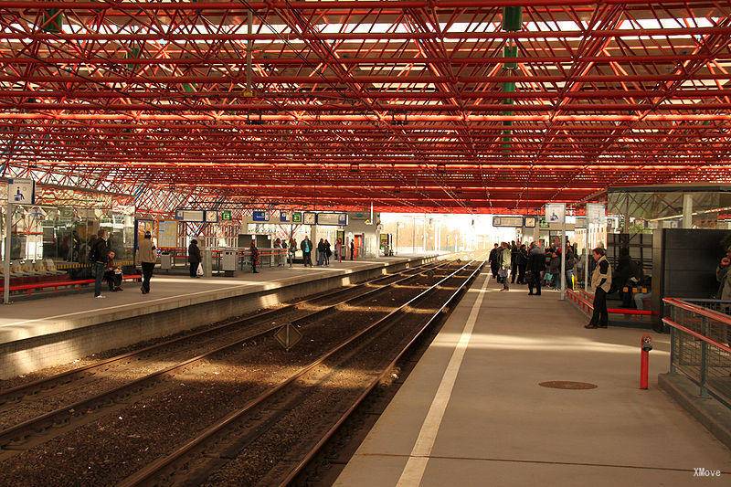 station interior photo