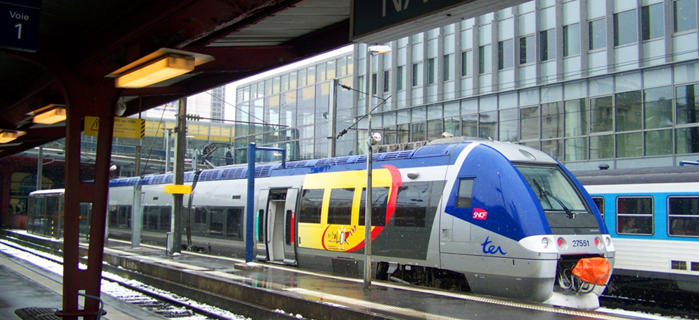 Tgv_nancy_ville_station_inside