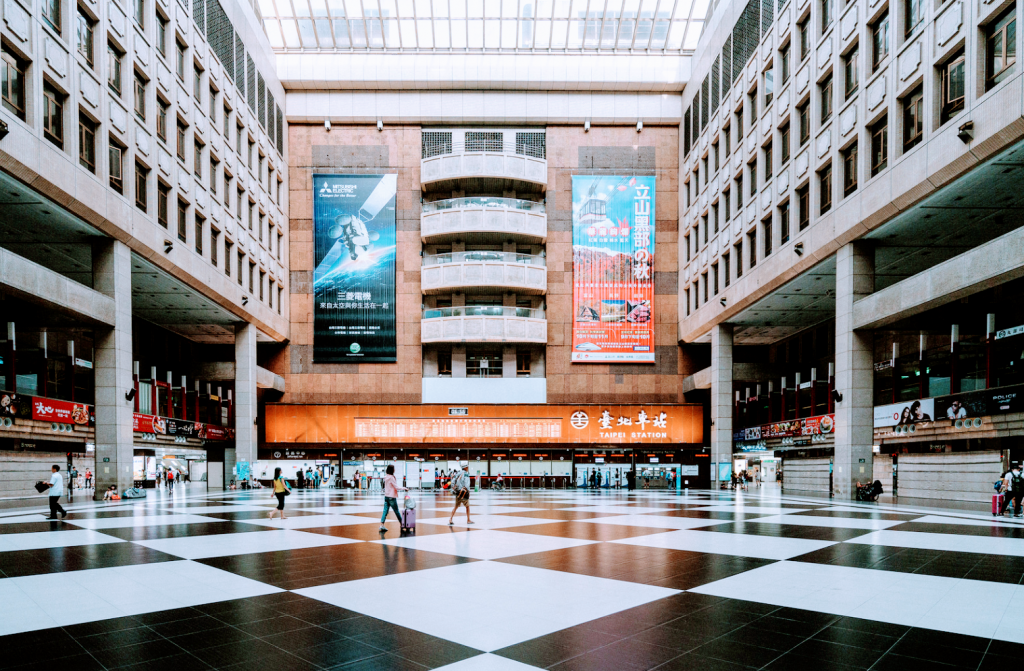 Taipei_station_hall