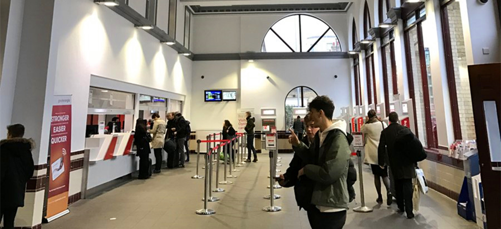 %e8%8b%b1%e9%93%81 Cambridge Inside