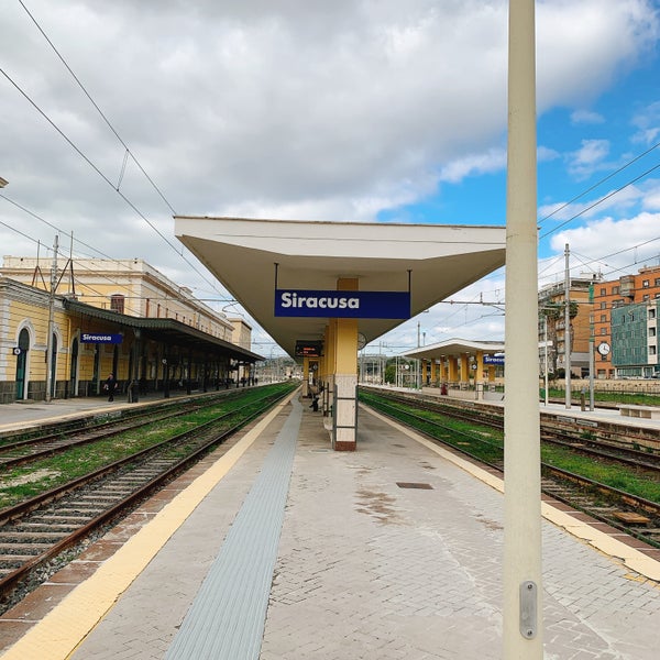 Siracusa_station_platforms