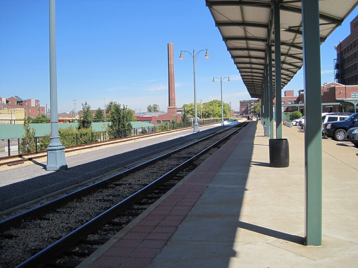 Memphis_amtrak_station_tennessee_platform