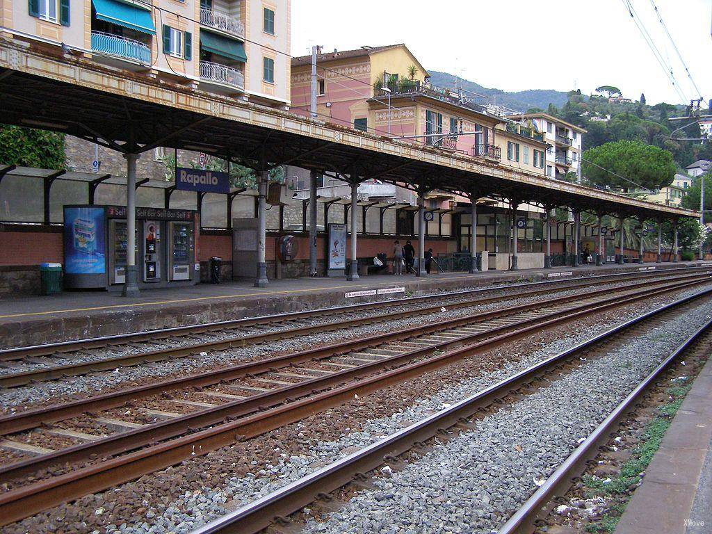 station interior photo