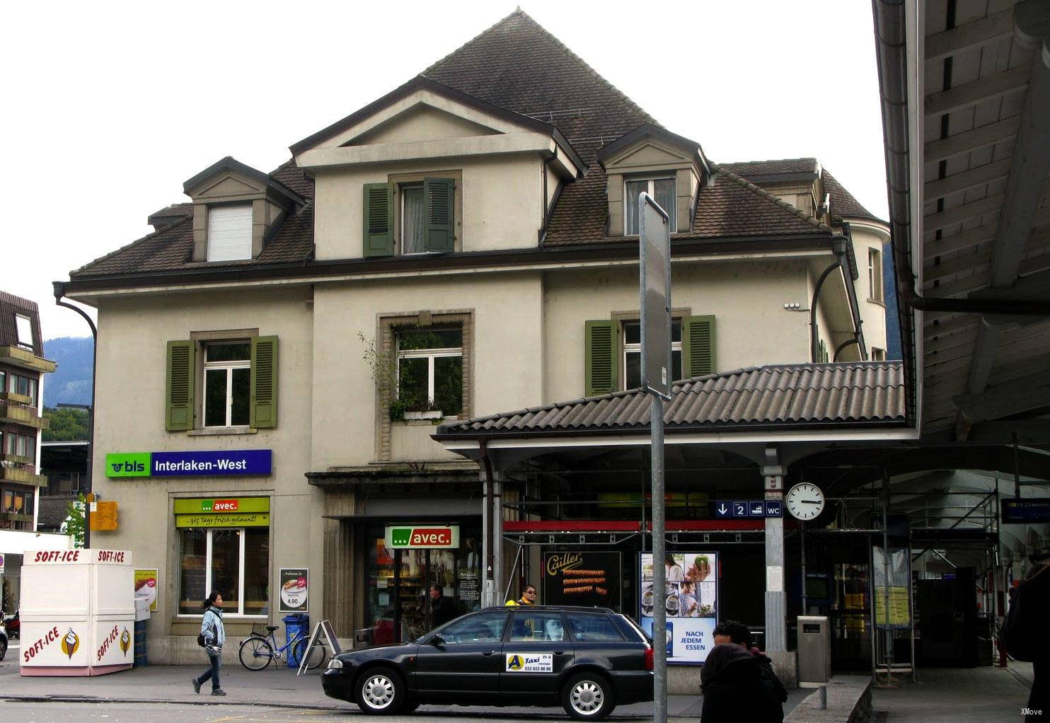 station building photo