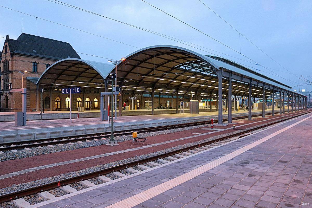 station interior photo